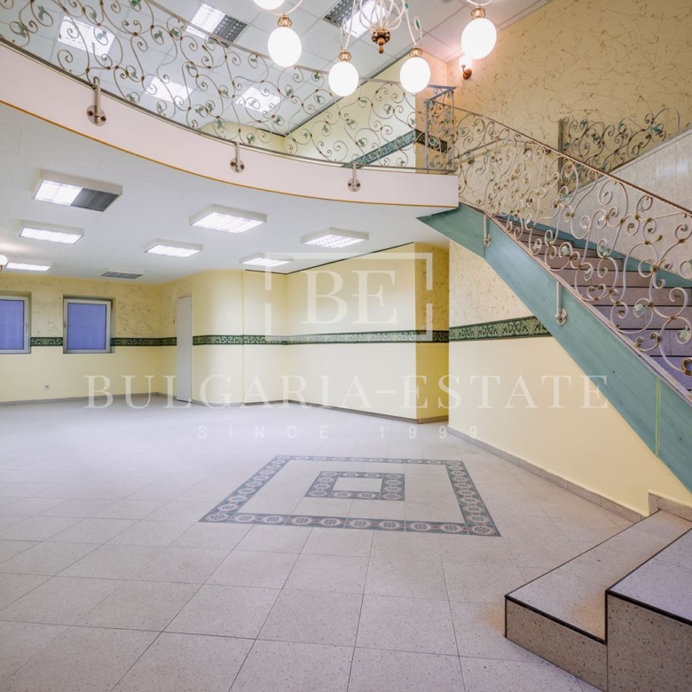 Ексклузивно от България Естейт: Магазин в Центъра на Варна - 0