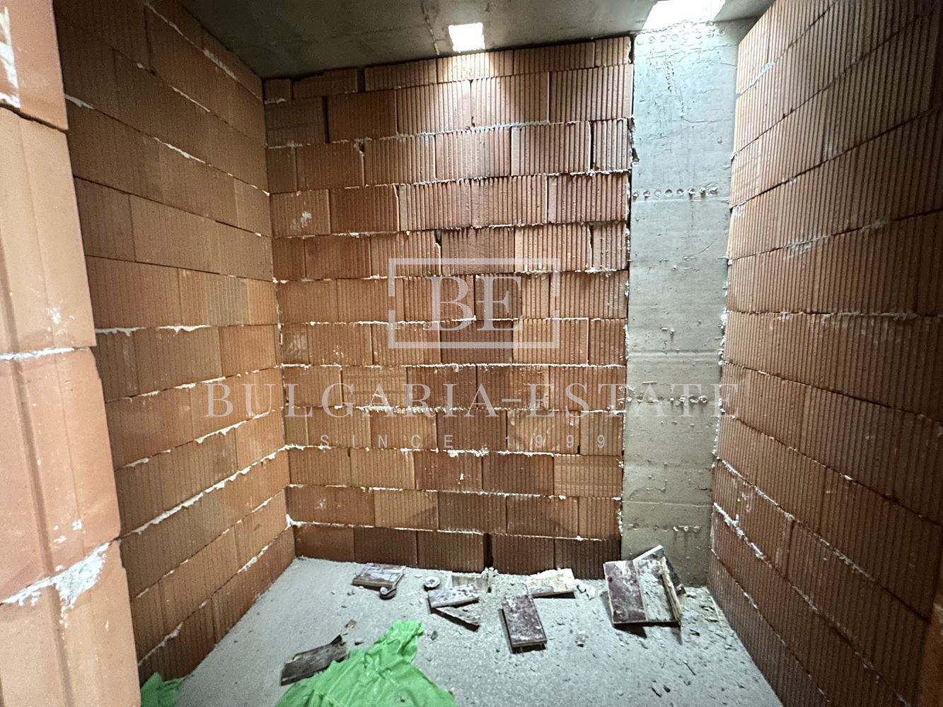 Двустаен апартамент пред АКТ 14 с панорамна гледка - 0