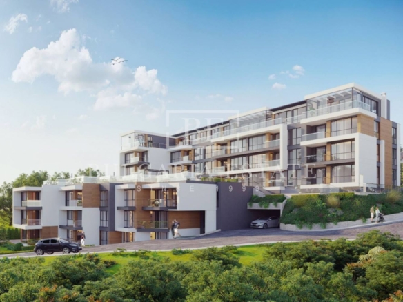 Тристайни пред Акт 16-изцяло южни, с морска гледка-Виница - 0