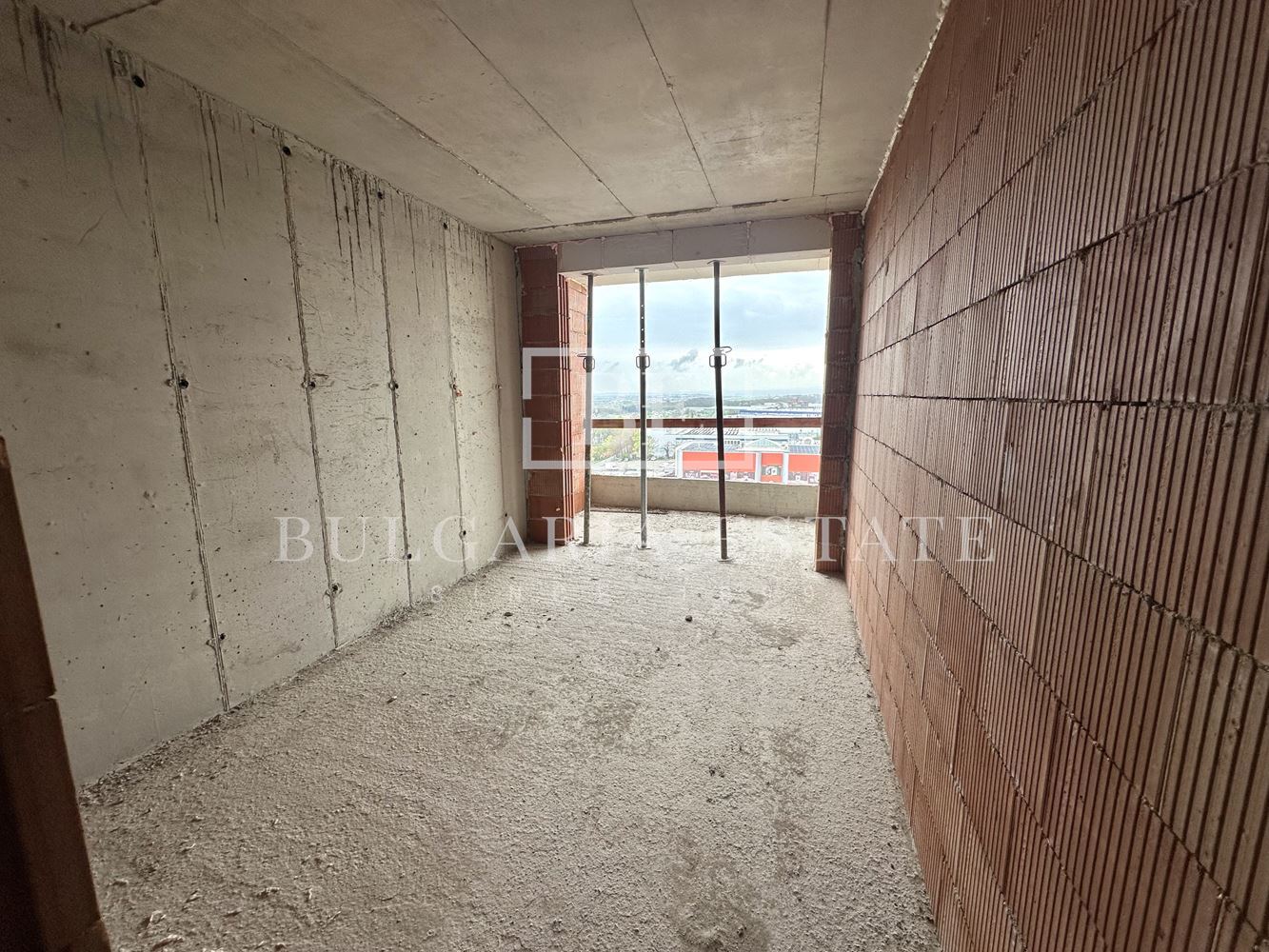 Двустаен апартамент пред АКТ 14 с панорамна гледка - 0