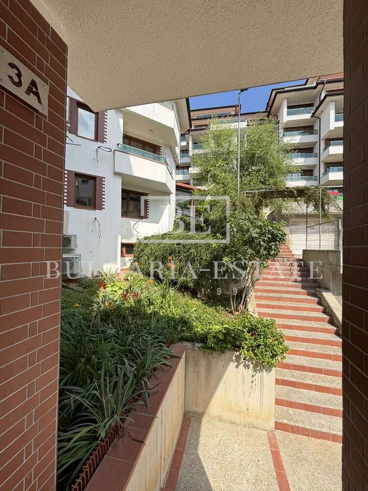 Двустайни и тристайни изцяло с морска гледка и южно изложение "до ключ" във Виница - 0