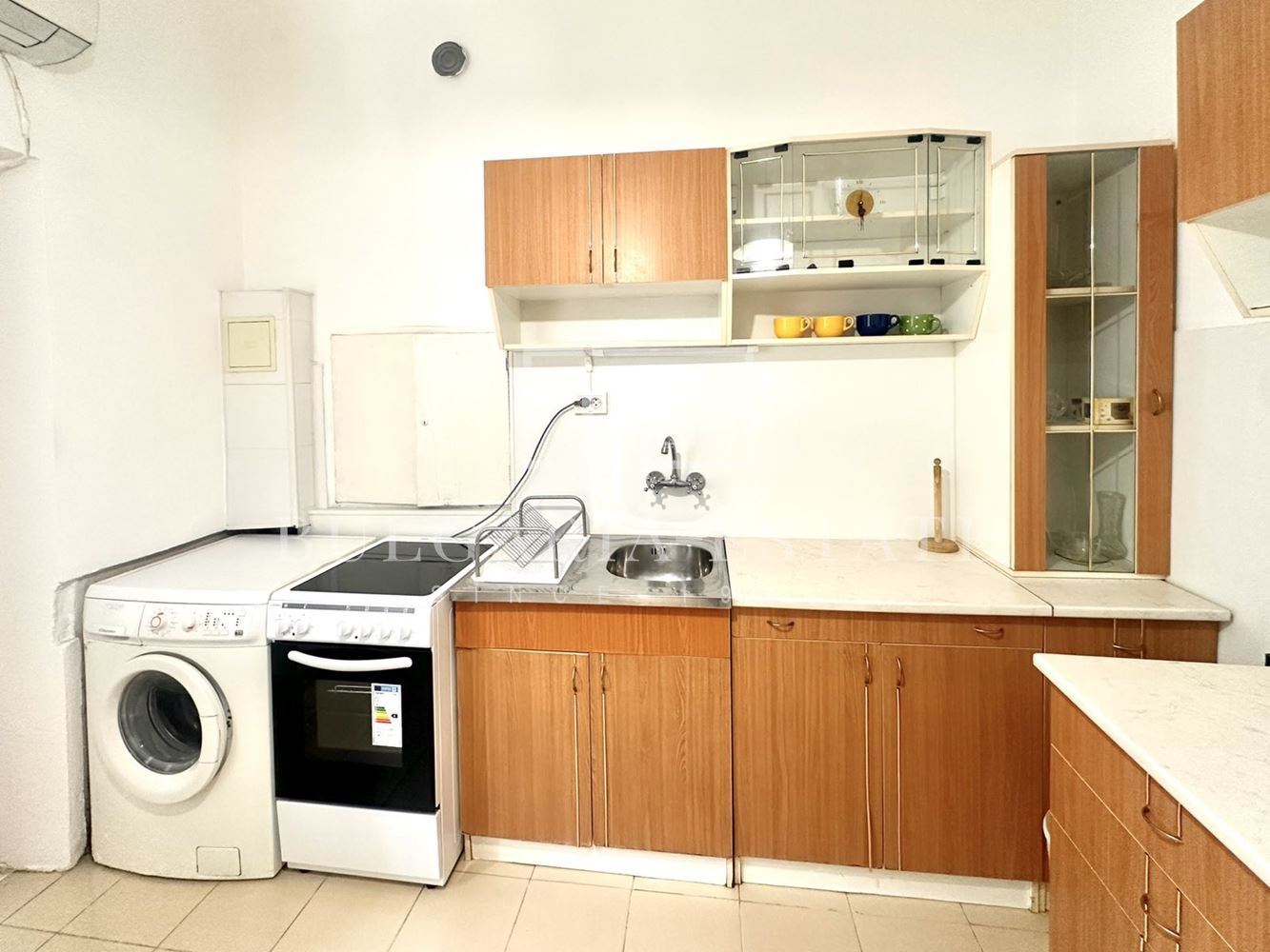 🏡 ДВУСТАЕН АПАРТАМЕНТ ПОД НАЕМ В ЦЕНТЪРА НА ВАРНА – ОДЕСОС - 0