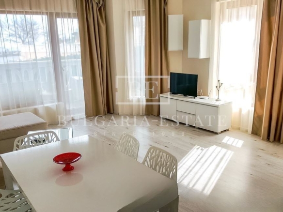 Луксозен тристаен апартамент с морска панорама на първа линия – Varna South Bay Residence - 0