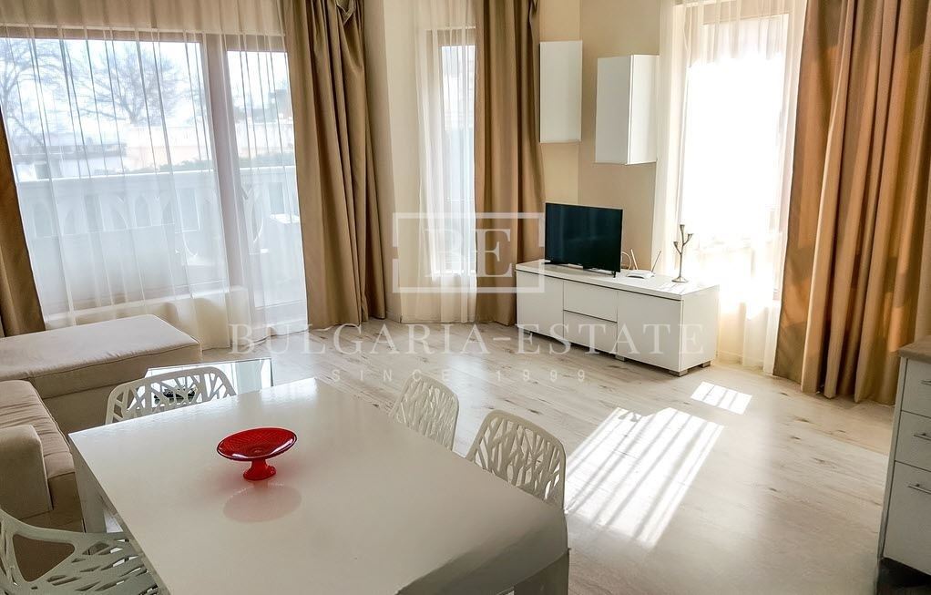Луксозен тристаен апартамент с морска панорама на първа линия – Varna South Bay Residence-0 Луксозен тристаен апартамент с морска панорама на първа линия – Varna South Bay Residence - 0