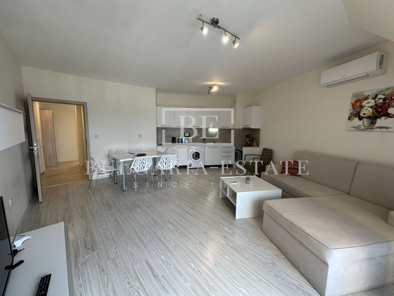 🌊 Луксозен апартамент с морска панорама във Varna South Bay Residence - 0