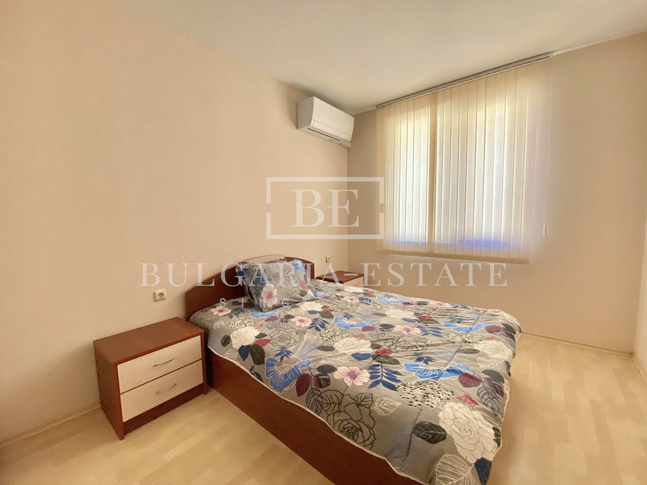 3-стаен обзаведен апартамент, долна Трака, гр. Варна, 96 квм + 30 кв. тераса, 3 климатика - 0