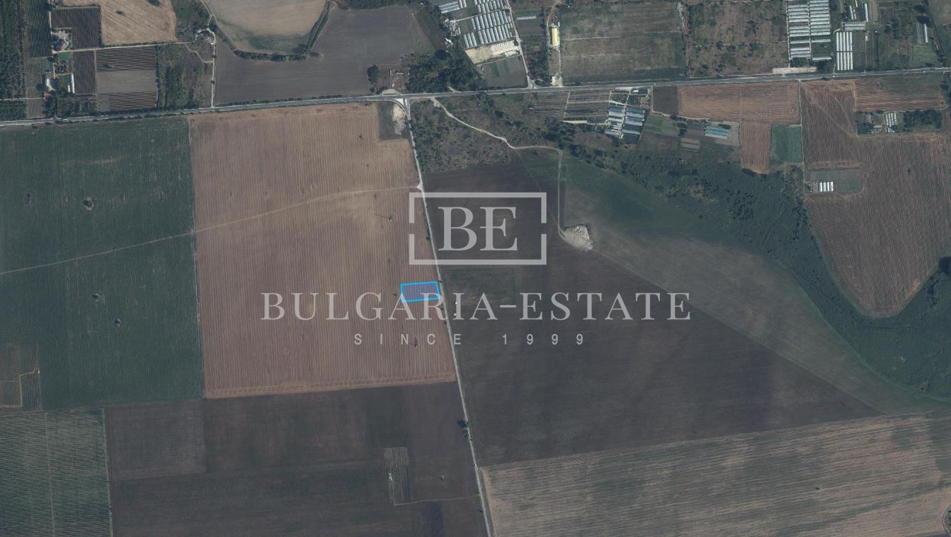 Инвестиционен парцел на главен път – 4 724 кв.м - 0
