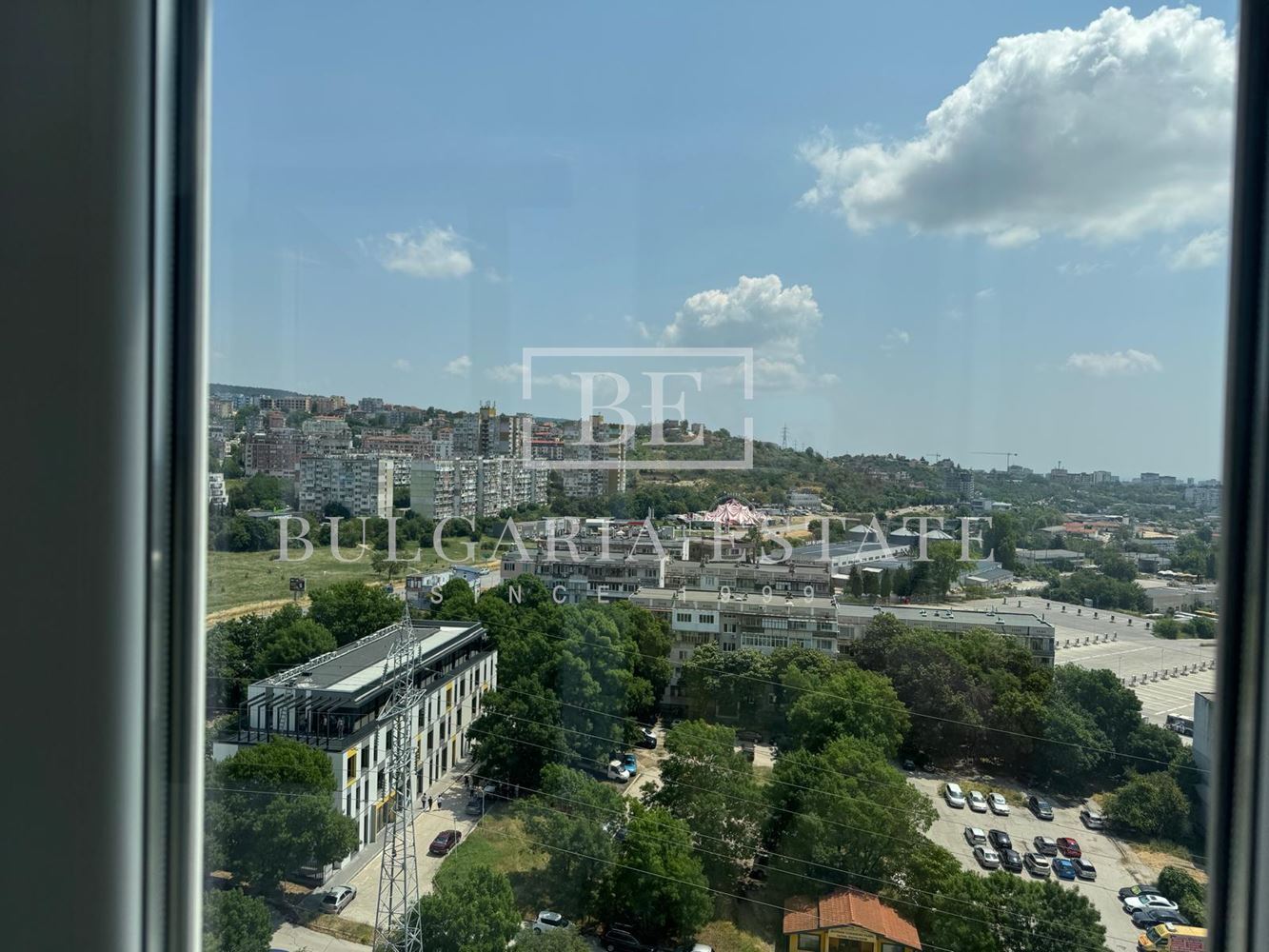 Двустаен апартамент-кв. Младост - 0