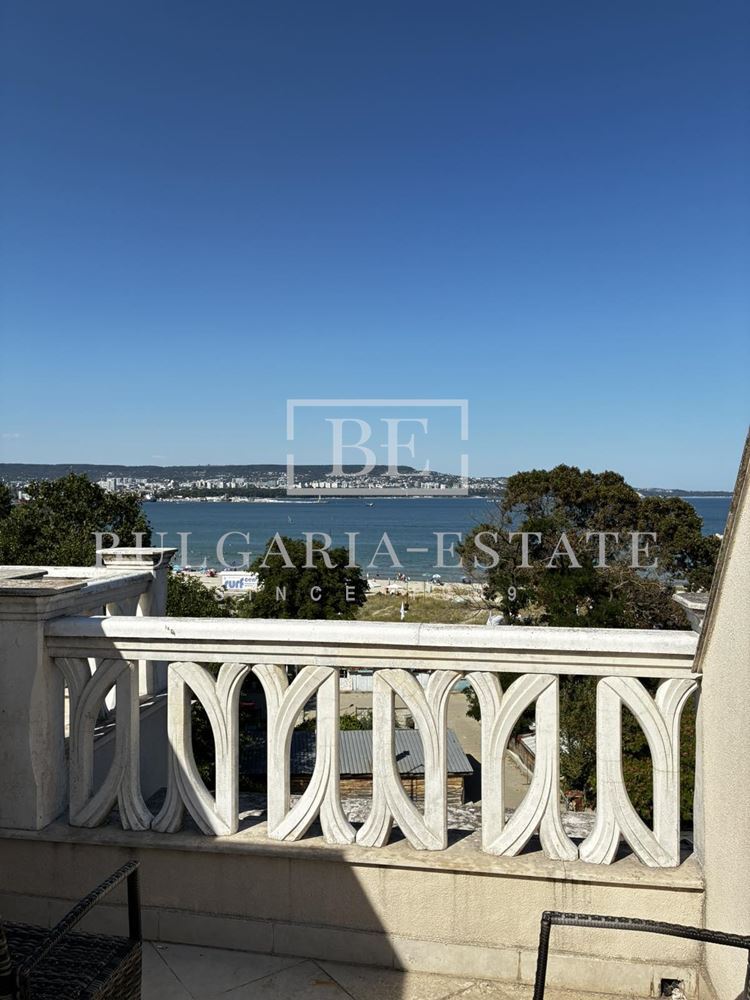 🌊 Луксозен пентхаус с панорамна морска гледка в South Bay Residence, Варна - 0