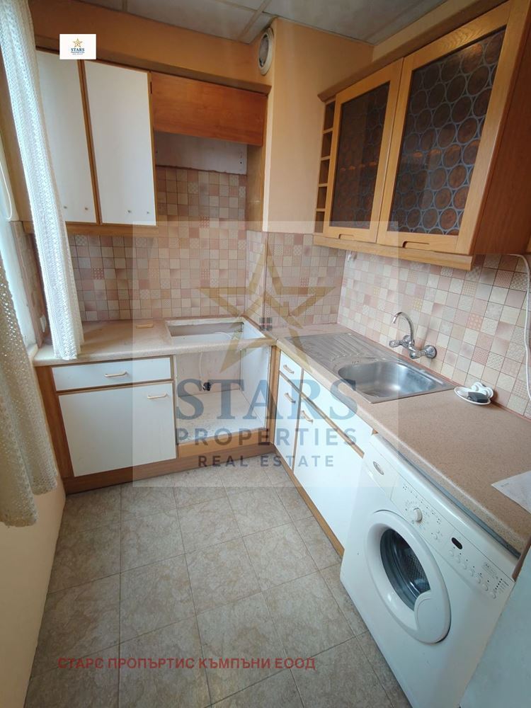 Продава се прекрасен парцел с панорама към морето в кв. Галата, м-ст Зеленика. - 0