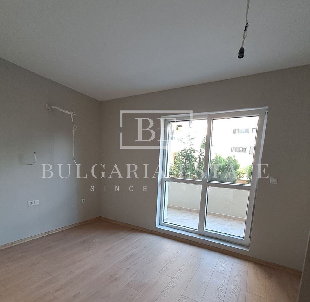 Луксозен 3-стаен апартамент в Идеален център, Варна – 126 кв.м. за 279 990 €! - 0