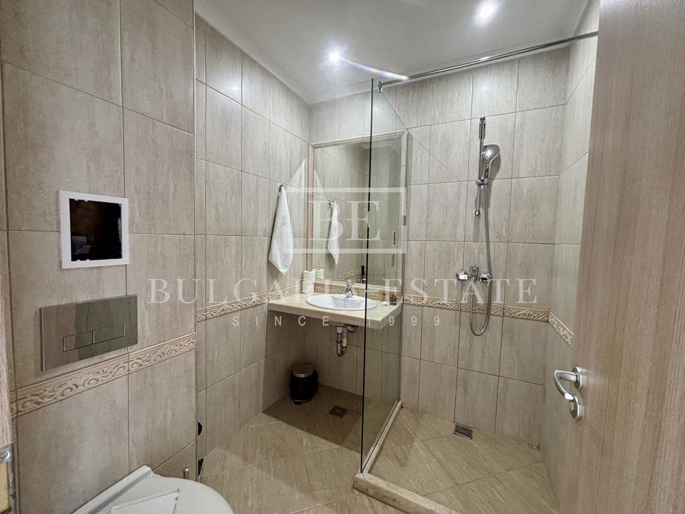 🌊 Пентхаус с морска панорама и покривна тераса в South Bay Residence, Аспарухово – Варна - 0