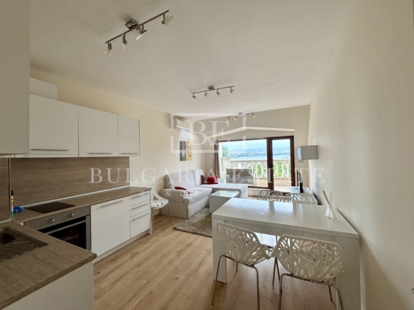 🌊 Луксозен пентхаус с панорамна морска гледка в South Bay Residence, Варна - 0