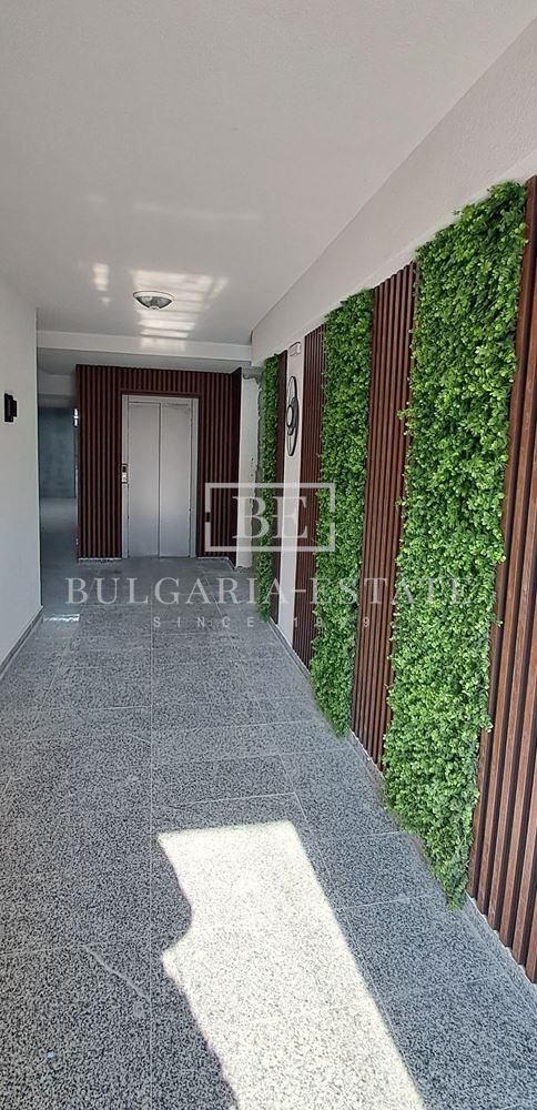 Луксозен 3-стаен апартамент в Идеален център, Варна – 126 кв.м. за 279 990 €! - 0