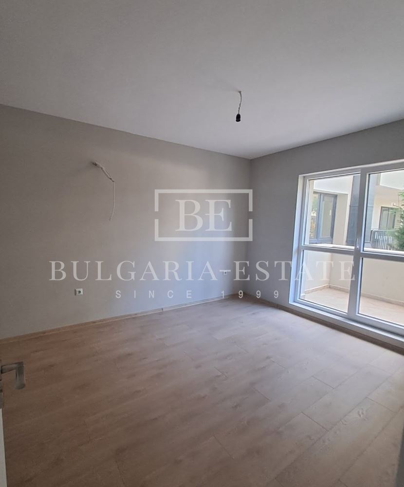 Луксозен 3-стаен апартамент в Идеален център, Варна – 126 кв.м. за 279 990 €! - 0