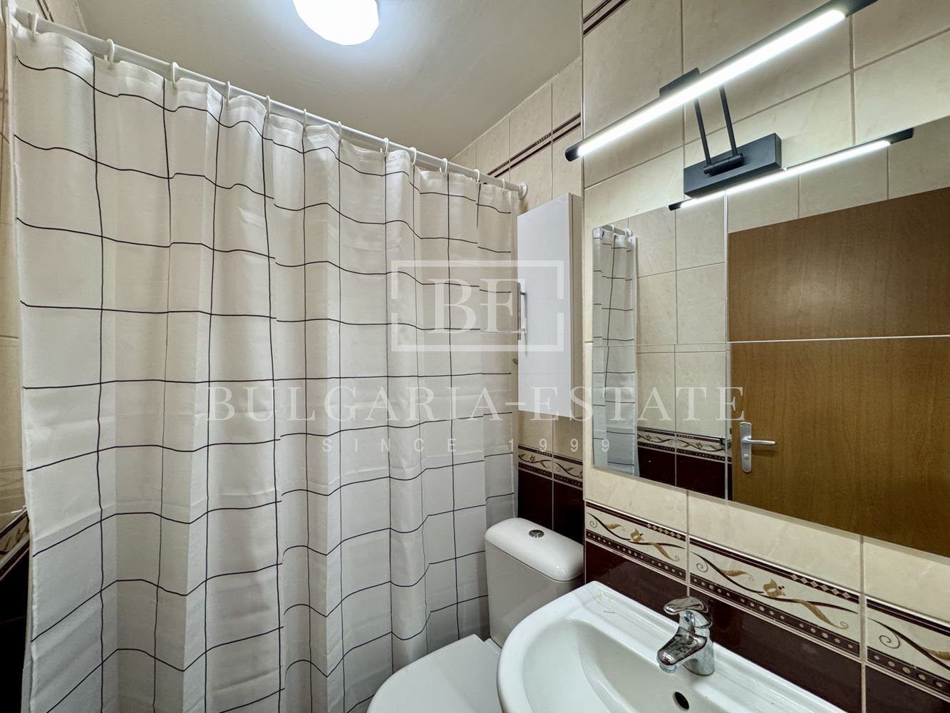 НОВ! 3-стаен обзаведен апартамент, долна Трака, гр. Варна, 96 квм + 30 кв. тераса, 3 климатика - 0
