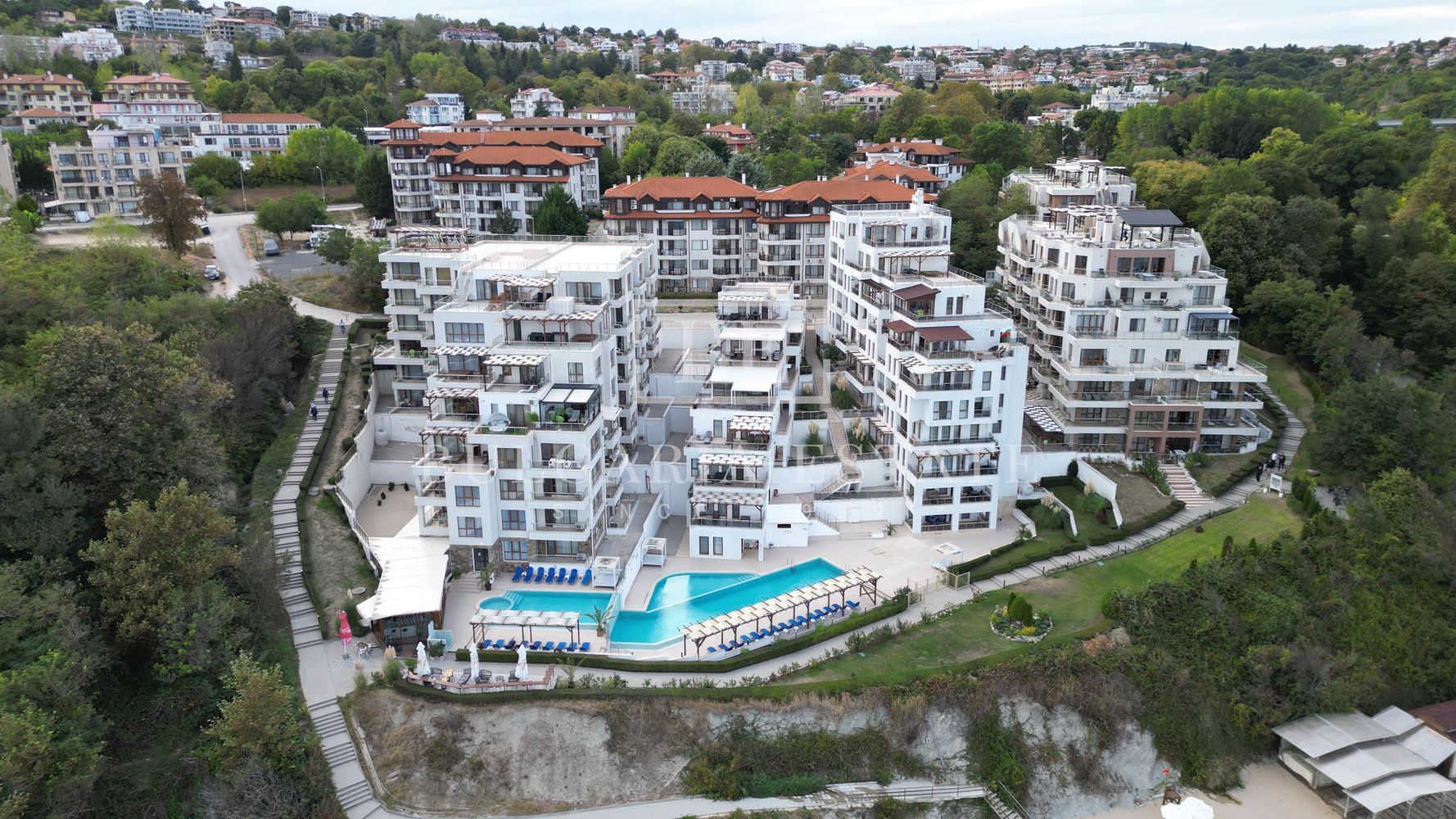 Stylish one-bedroom apartment on the first line in Byala - 0