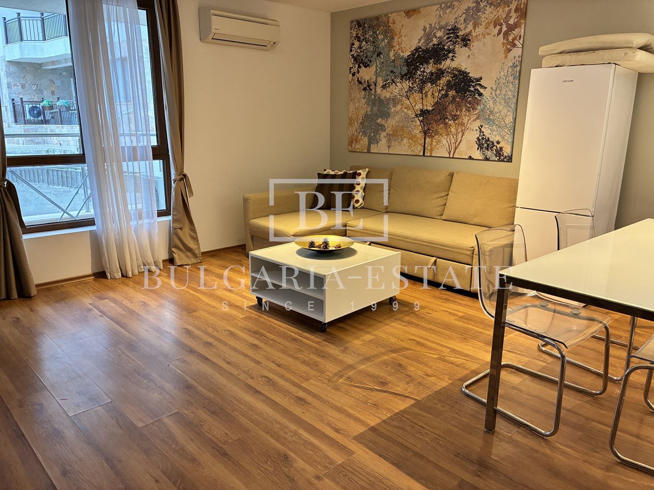 Stylish one-bedroom apartment on the first line in Byala - 0