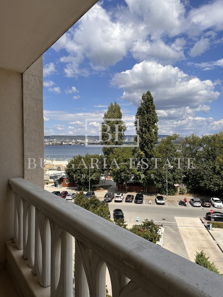 Двустаен апартамент с морска гледка - Varna South Bay Residence - 0