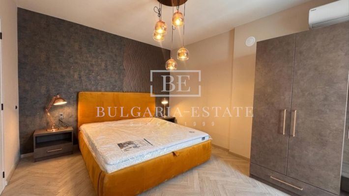 Луксозен 4-стаен апартамент в сърцето на гр Варна - 120 кв.м. на отлична цена! - 0