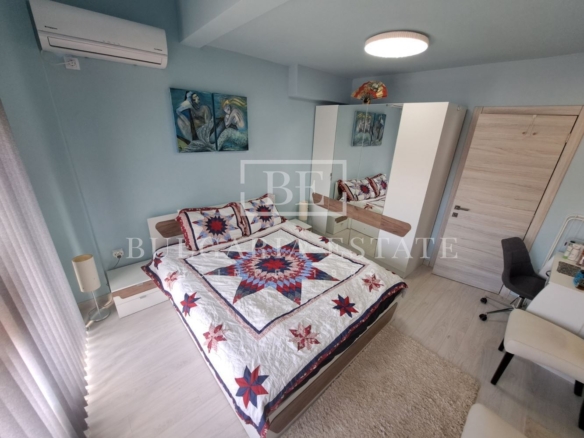 Three-bedroom flat for sale, in the centre of Varna, maisonette-style – 0